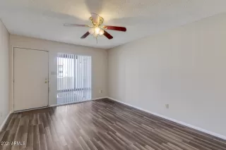 Photo #2: 6252269 Listing