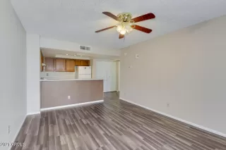 Photo #3: 6252269 Listing