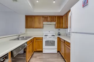 Photo #6: 6252269 Listing