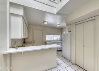 Photo #4: 6252466 Listing