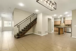 Photo #4: 6252541 Listing