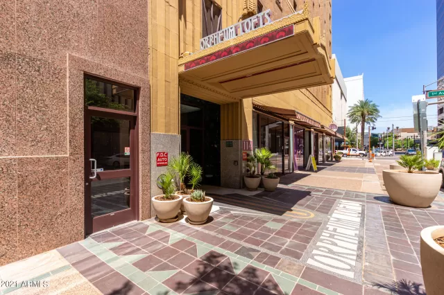 MLS: 6252720 Condo For Sale