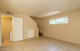 Photo #5: 6252929 Listing