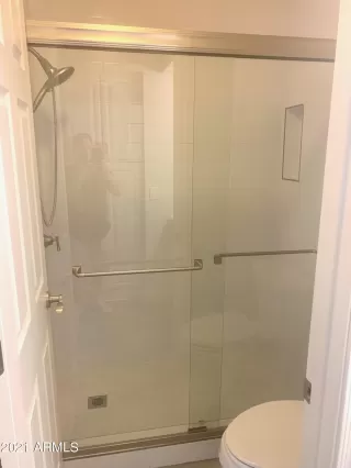 Photo #4: 6252960 Listing