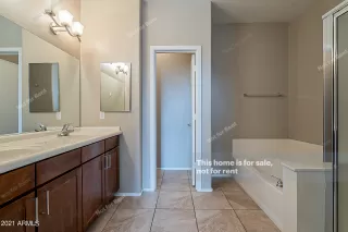 Photo #5: 6253068 Listing