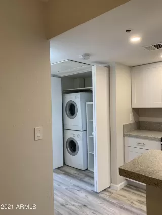 Photo #3: 6253085 Listing 