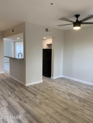 Photo #6: 6253085 Listing 