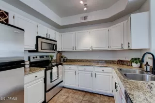 Photo #2: 6253149 Listing