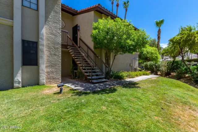 MLS: 6253488 Condo For Sale