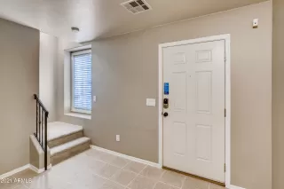 Photo #3: 6253999 Listing