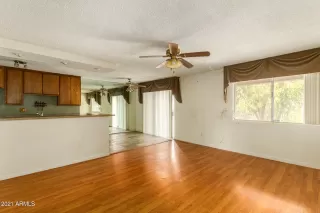 Photo #2: 6254036 Listing