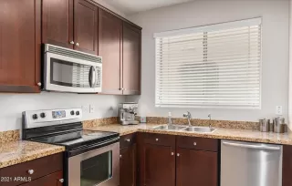 Photo #2: 6254115 Listing