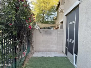 Photo #5: 6254115 Listing