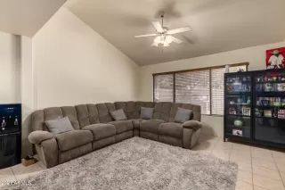 Photo #2: 6254196 Listing