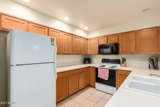 Photo #6: 6254196 Listing