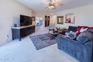 Photo #4: 6254236 Listing