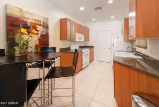 Photo #6: 6254236 Listing