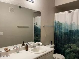 Photo #4: 6254459 Listing