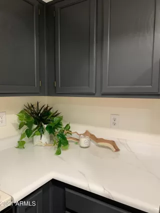 Photo #5: 6254537 Listing