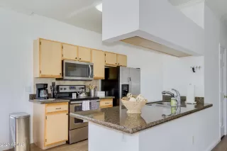 Photo #6: 6254661 Listing