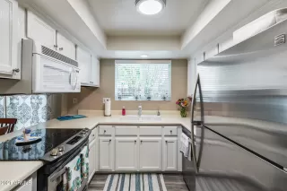 Photo #6: 6254756 Listing