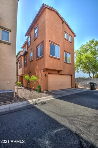 Photo #1: 6254790 Listing 