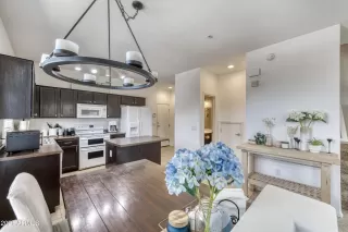 Photo #5: 6254844 Listing 