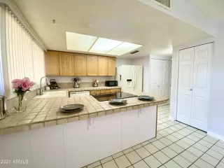 Photo #3: 6254882 Listing