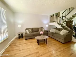 Photo #5: 6254882 Listing