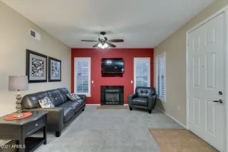 Photo #6: 6254969 Listing