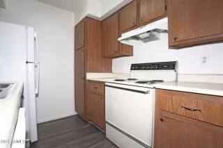 Photo #6: 6254978 Listing