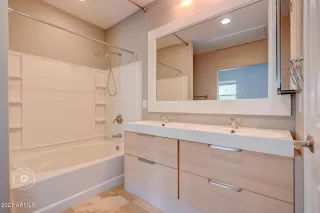 Photo #6: 6255029 Listing