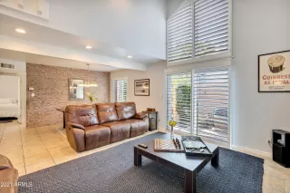 Photo #4: 6255149 Listing