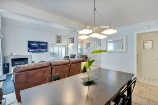 Photo #6: 6255149 Listing