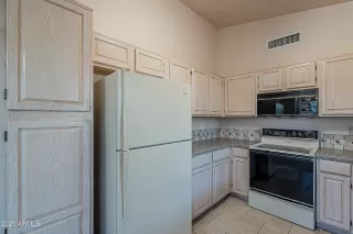 Photo #6: 6255180 Listing