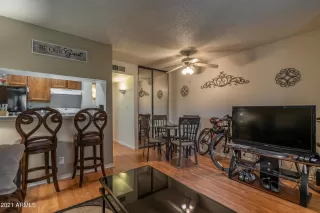 Photo #5: 6255203 Listing