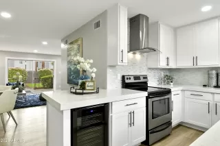 Photo #4: 6255219 Listing 