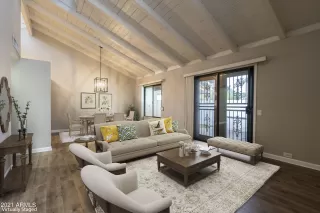 Photo #4: 6255335 Listing