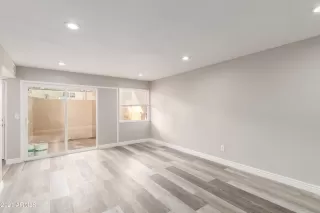 Photo #3: 6255460 Listing 