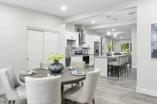 Photo #3: 6255527 Listing