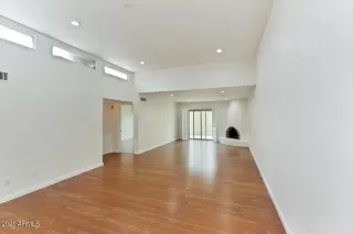 Photo #6: 6255672 Listing