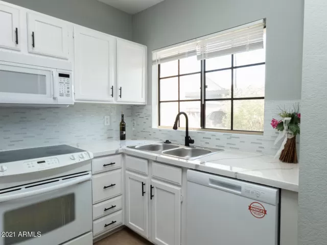 MLS: 6255799 Condo For Sale