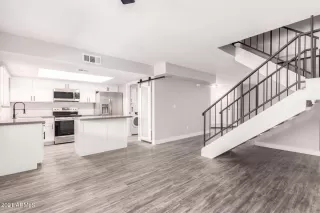 Photo #5: 6255835 Listing