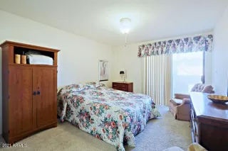 Photo #4: 6255883 Listing