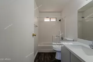 Photo #5: 6255925 Listing