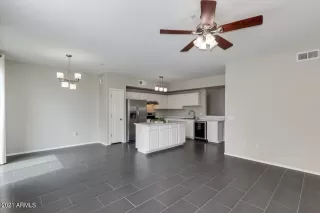 Photo #4: 6255958 Listing