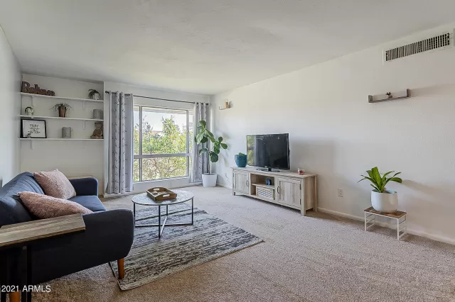 MLS: 6256098 Condo For Sale