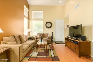 Photo #2: 6256246 Listing