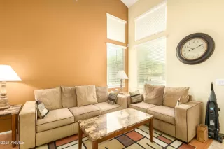 Photo #4: 6256246 Listing