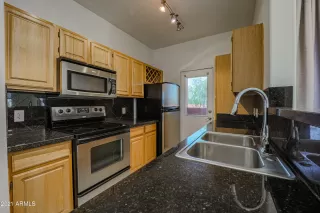 Photo #2: 6256271 Listing